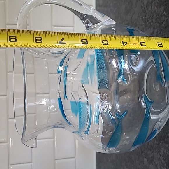 Acrylic Drink Pitcher - Blue Fish Design - Picture 8 of 9